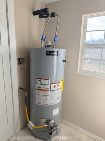Residential water heater system installed by professional plumbers in Aledo, TX